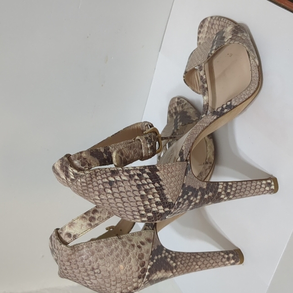 Club Monaco heels - Picture 4 of 5